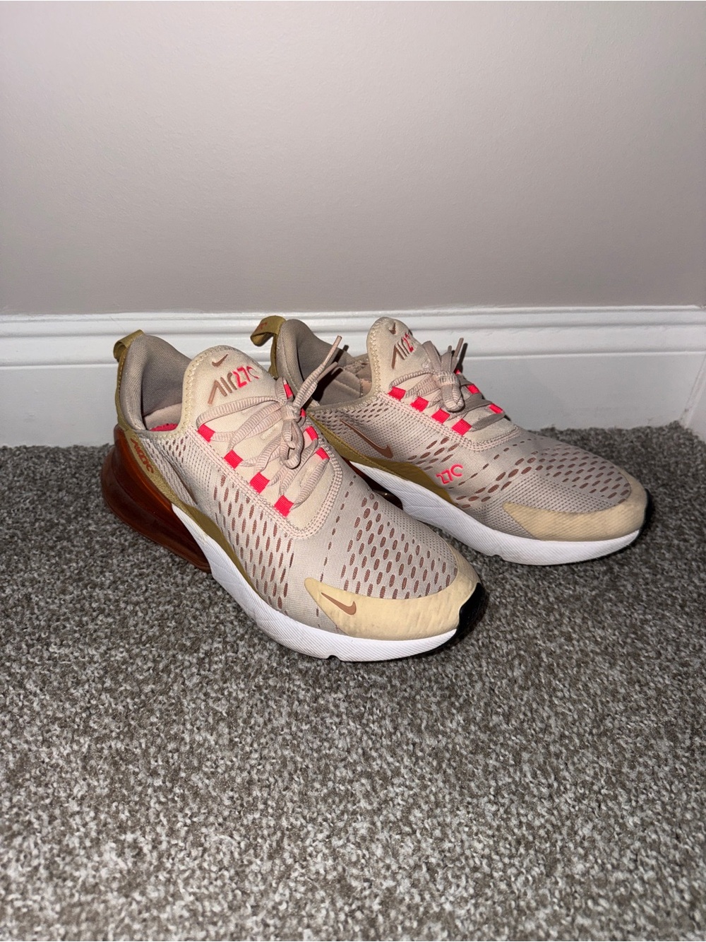 Nike Air Max 270 Women's Shoes